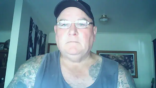 HOTANAL online show from December 13, 2025, 10:59 pm