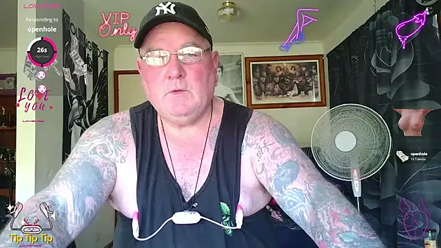 Snapshot of HOTANAL chatting on June 17, 2026, 1:52 am HOTANAL online show from June 17, 2026, 1:52 am