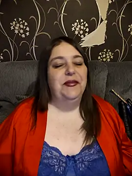 Snapshot of HouseWifeWhore_Milf chatting on May 7, 2026, 10:37 pm HouseWifeWhore Milf online show from May 7, 2026, 10:37 pm
