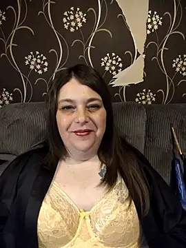 Snapshot of HouseWifeWhore_Milf chatting on May 12, 2026, 9:34 pm HouseWifeWhore Milf online show from May 12, 2026, 9:34 pm