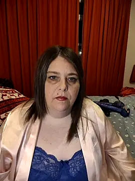 Snapshot of HouseWifeWhore_Milf chatting on May 13, 2026, 9:55 pm HouseWifeWhore Milf online show from May 13, 2026, 9:55 pm