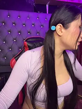 stacey wills44 online show from April 26, 2026, 7:11 pm