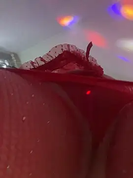 CrazzyChicks online show from January 2, 2025, 2:57 pm