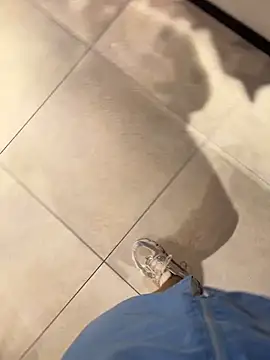 CrazzyChicks online show from September 19, 2025, 6:26 am