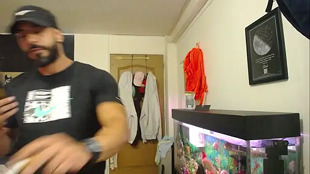 romeolovedark online show from February 16, 2025, 11:59 pm