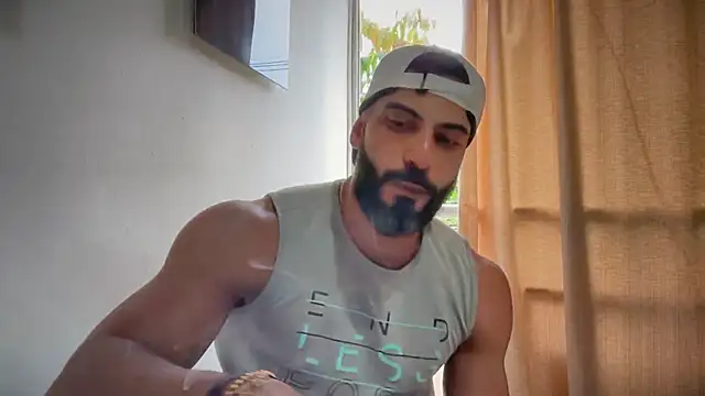 Snapshot of romeolovedark chatting on June 4, 2026, 8:48 pm romeolovedark online show from June 4, 2026, 8:48 pm
