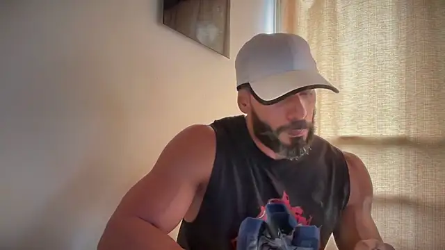 Snapshot of romeolovedark chatting on June 7, 2026, 5:49 pm romeolovedark online show from June 7, 2026, 5:49 pm