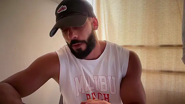 romeolovedark online show from June 29, 2026, 1:55 pm