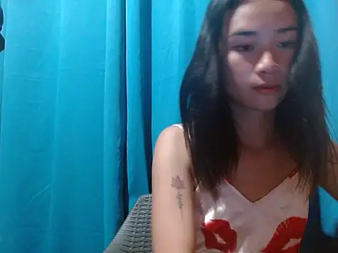 ShinningEthene online show from March 13, 2026, 2:40 am