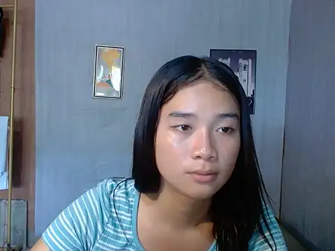 Snapshot of ShinningEthene chatting on June 14, 2026, 5:09 am ShinningEthene online show from June 14, 2026, 5:09 am