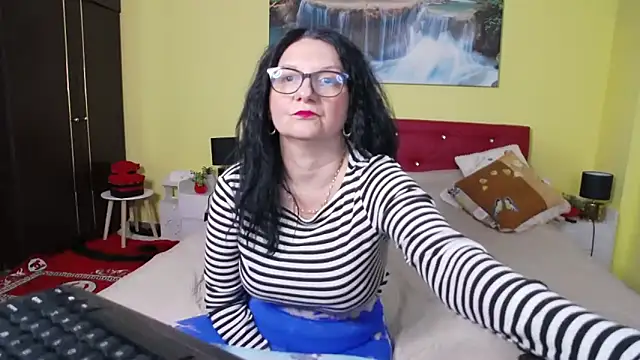 Snapshot of AlexaMorreno chatting on May 13, 2026, 7:00 pm AlexaMorreno online show from May 13, 2026, 7:00 pm