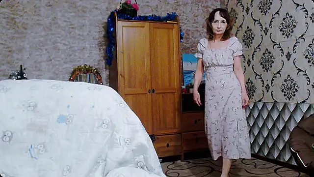 Snapshot of AnnieEltgant chatting on December 26, 2024, 3:20 pm AnnieEltgant online show from December 26, 2024, 3:20 pm