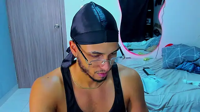 Kris Khalifa69 online show from December 19, 2025, 11:12 pm