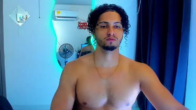 Kris Khalifa69 online show from May 10, 2026, 1:00 am
