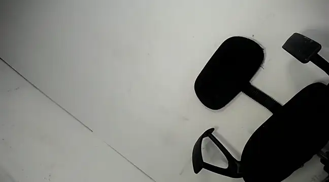 Ivana mooree online show from January 5, 2025, 12:21 pm