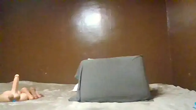 Heavenskyyee online show from October 25, 2025, 1:46 am