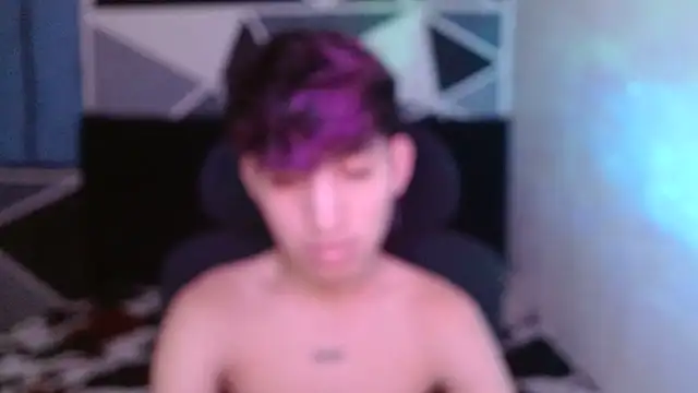 Snapshot of littlextreme chatting on December 18, 2024, 5:26 am littlextreme online show from December 18, 2024, 5:26 am