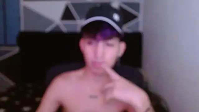 Snapshot of littlextreme chatting on December 27, 2024, 3:20 am littlextreme online show from December 27, 2024, 3:20 am