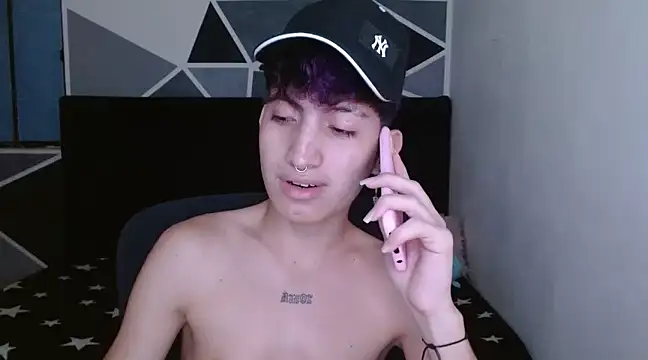 Snapshot of littlextreme chatting on December 29, 2024, 3:44 am littlextreme online show from December 29, 2024, 3:44 am