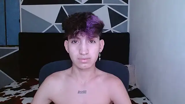 Snapshot of littlextreme chatting on January 9, 2025, 11:24 pm littlextreme online show from January 9, 2025, 11:24 pm