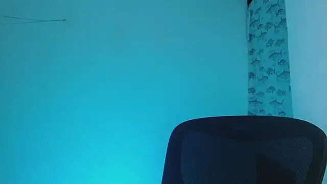 Snapshot of littlextreme chatting on February 4, 2025, 10:21 am littlextreme online show from February 4, 2025, 10:21 am