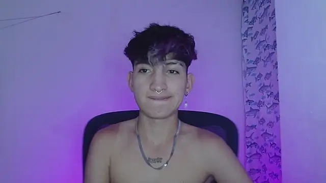 Snapshot of littlextreme chatting on February 12, 2025, 1:30 am littlextreme online show from February 12, 2025, 1:30 am