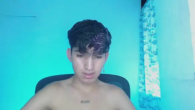 Snapshot of littlextreme chatting on February 24, 2025, 11:21 am littlextreme online show from February 24, 2025, 11:21 am