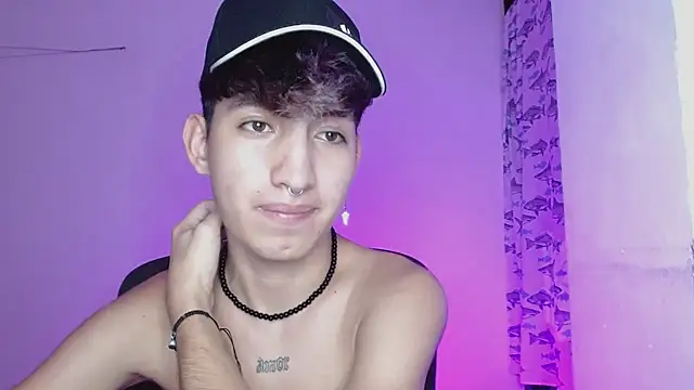 Snapshot of littlextreme chatting on February 26, 2025, 9:21 am littlextreme online show from February 26, 2025, 9:21 am