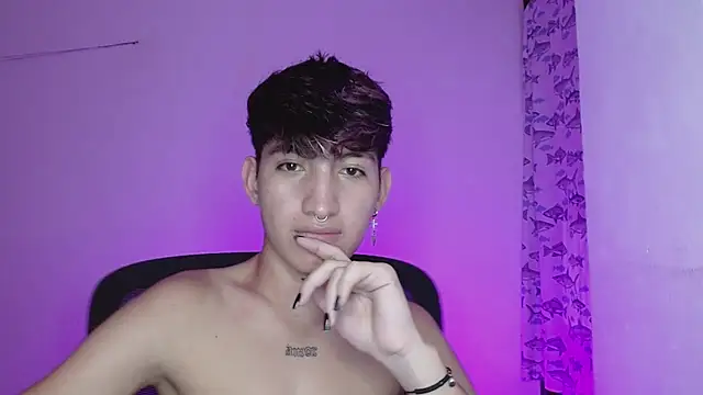 Snapshot of littlextreme chatting on February 27, 2025, 7:23 am littlextreme online show from February 27, 2025, 7:23 am