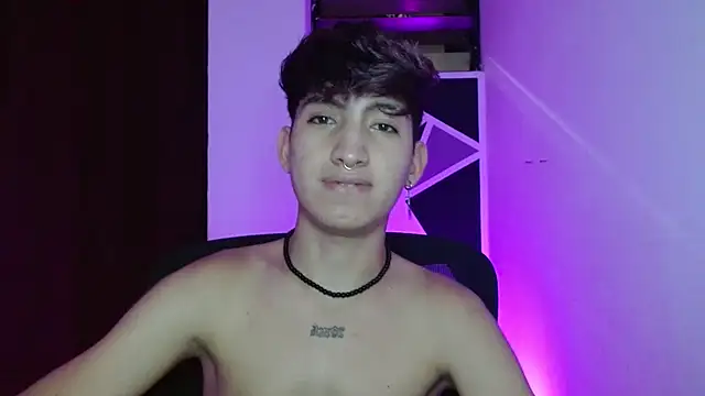 Snapshot of littlextreme chatting on March 20, 2025, 9:48 am littlextreme online show from March 20, 2025, 9:48 am