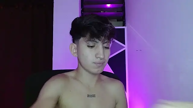 Snapshot of littlextreme chatting on March 22, 2025, 12:49 am littlextreme online show from March 22, 2025, 12:49 am