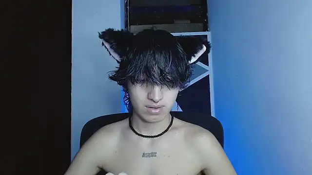 Snapshot of littlextreme chatting on March 4, 2026, 4:40 am littlextreme online show from March 4, 2026, 4:40 am