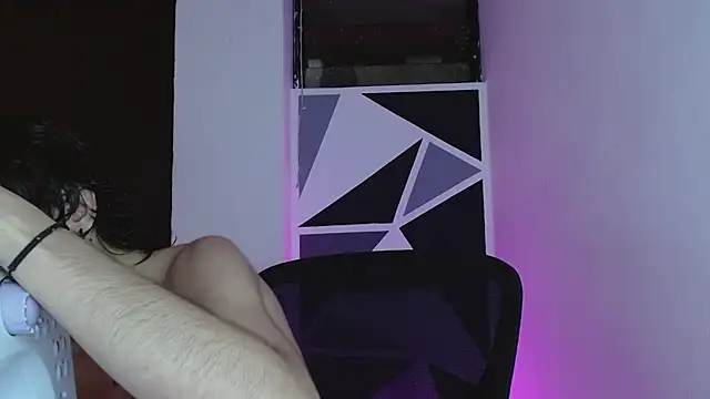 Snapshot of littlextreme chatting on March 23, 2026, 1:42 am littlextreme online show from March 23, 2026, 1:42 am