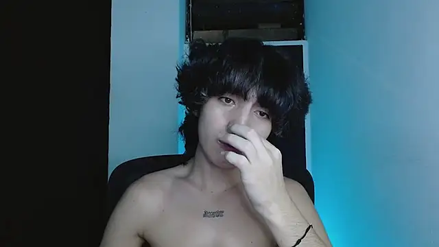 littlextreme online show from April 24, 2026, 2:14 am