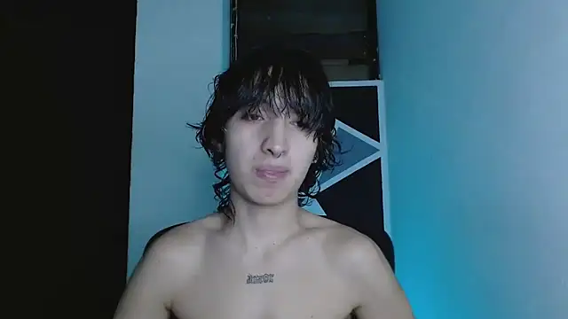 littlextreme online show from May 6, 2026, 2:19 am
