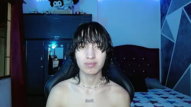 littlextreme online show from July 6, 2026, 2:41 am