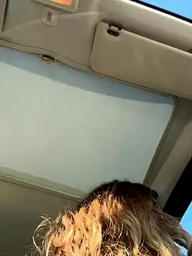 DaisyVibesss online show from March 5, 2025, 2:56 pm