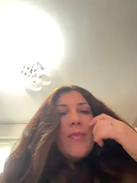 DaisyVibesss online show from March 27, 2026, 8:59 am