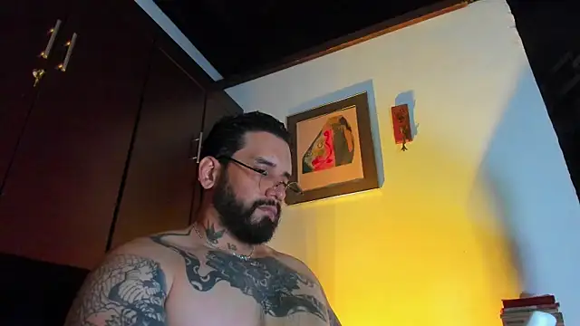 Snapshot of CamiloGray_ chatting on June 9, 2026, 1:12 pm CamiloGray online show from June 9, 2026, 1:12 pm