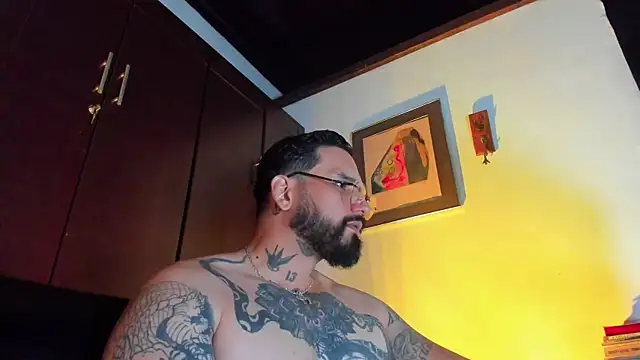 Snapshot of CamiloGray_ chatting on June 17, 2026, 1:45 pm CamiloGray online show from June 17, 2026, 1:45 pm