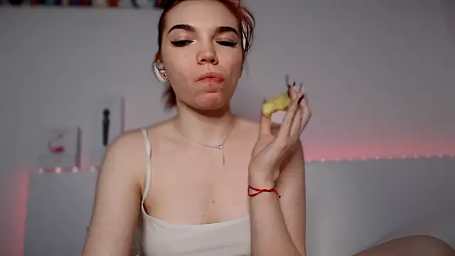 olivka-flower online show from February 1, 2025, 1:23 am