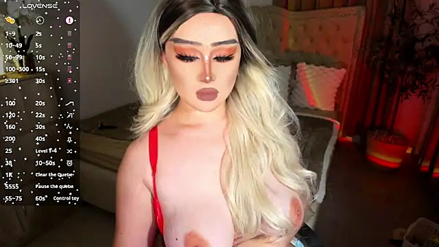 Miss mariahmonroe online show from November 12, 2025, 10:15 am