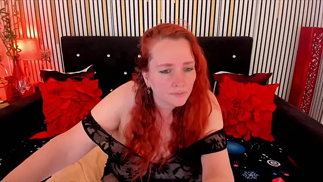 Snapshot of SinFulTitsDD chatting on May 10, 2026, 12:54 pm SinFulTitsDD online show from May 10, 2026, 12:54 pm