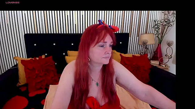 Snapshot of SinFulTitsDD chatting on July 10, 2026, 1:14 pm SinFulTitsDD online show from July 10, 2026, 1:14 pm