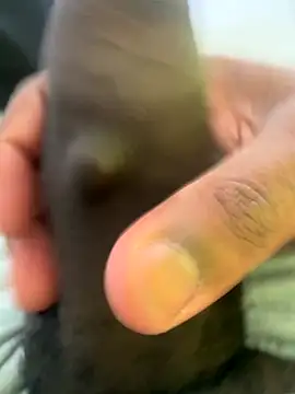 Snapshot of waakenda chatting on December 5, 2025, 1:52 pm waakenda online show from December 5, 2025, 1:52 pm