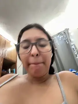 mariatudulceadiccion online show from December 20, 2025, 10:11 am