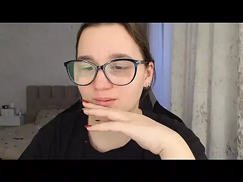 Amy Mur  online show from February 6, 2026, 1:36 pm