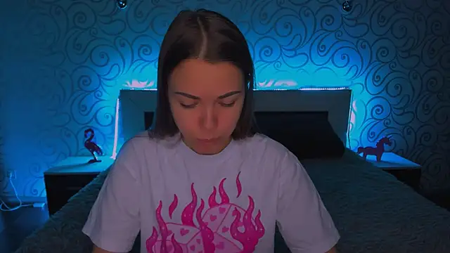 Snapshot of AlexaBarkley chatting on December 3, 2024, 3:20 am AlexaBarkley online show from December 3, 2024, 3:20 am