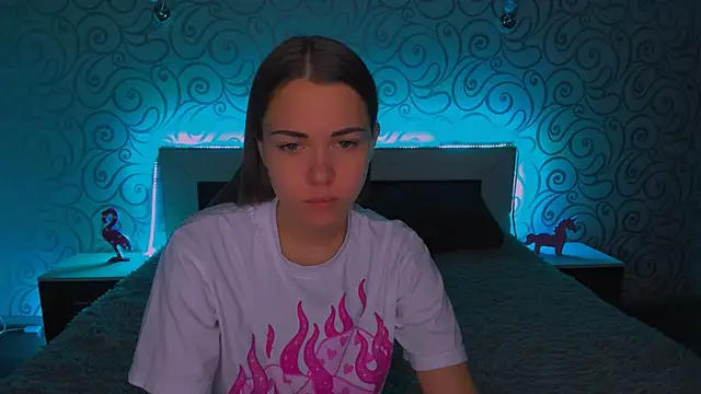 Snapshot of AlexaBarkley chatting on December 6, 2024, 3:19 am AlexaBarkley online show from December 6, 2024, 3:19 am