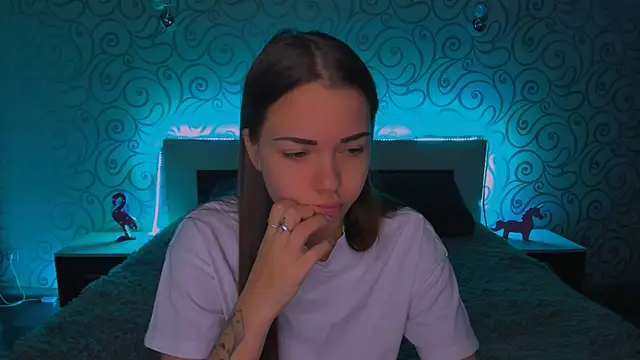 Snapshot of AlexaBarkley chatting on December 15, 2024, 3:13 am AlexaBarkley online show from December 15, 2024, 3:13 am